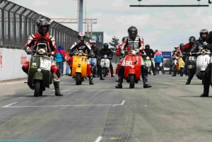 -®KRT2015 - 1002