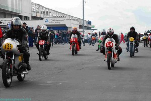 -®KRT2015 - 642