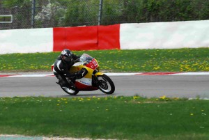 -®KRT2015 - 766