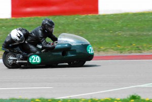 -®KRT2015 - 878