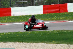 -®KRT2015 - 884