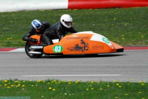 -®KRT2015 - 886