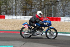 -®KRT2016 - 316