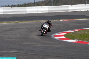 -®KRT2016 - 536