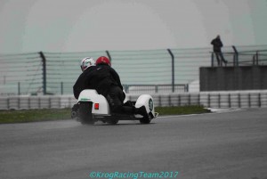 -®KRT2017- 1440