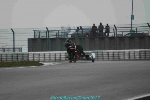 -®KRT2017- 942